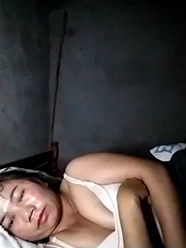 Snapshot of be-yeu chatting on November 12, 2025, 7:12 am be-yeu online show from November 12, 2025, 7:12 am