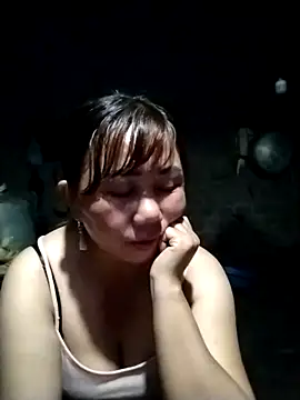 Snapshot of be-yeu chatting on November 8, 2025, 12:20 pm be-yeu online show from November 8, 2025, 12:20 pm