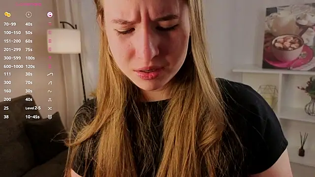 Snapshot of MowasaBritten chatting on March 4, 2026, 4:15 pm MowasaBritten online show from March 4, 2026, 4:15 pm