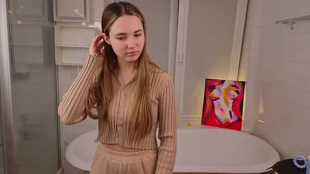 Snapshot of LeenaPuita chatting on February 6, 2026, 5:53 pm LeenaPuita online show from February 6, 2026, 5:53 pm