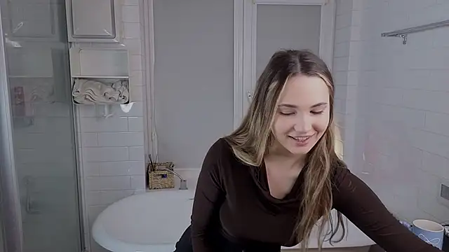 Snapshot of LeenaPuita chatting on March 2, 2026, 4:36 pm LeenaPuita online show from March 2, 2026, 4:36 pm