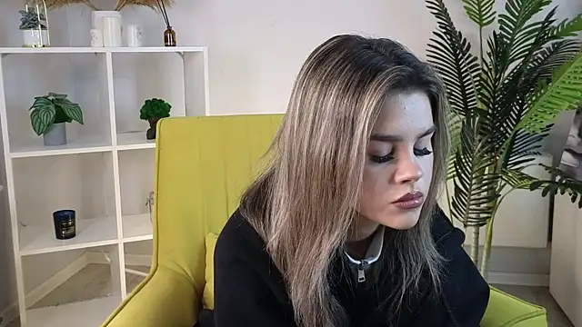 AmaliaProst online show from November 4, 2025, 10:41 am