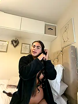 ArabellaAngelll online show from November 27, 2025, 3:56 pm