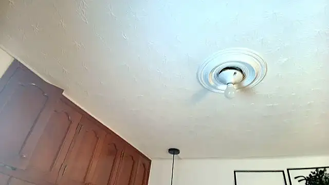 KimberlyFox t online show from March 15, 2026, 1:18 pm