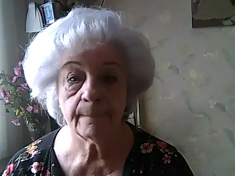 ValeriaKroww online show from November 15, 2025, 8:51 am