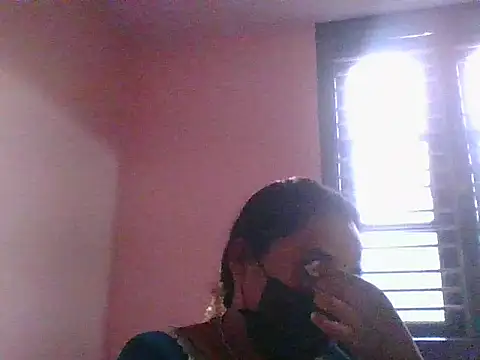 Snapshot of Mathi_cam chatting on June 12, 2026, 12:36 pm Mathi cam online show from June 12, 2026, 12:36 pm