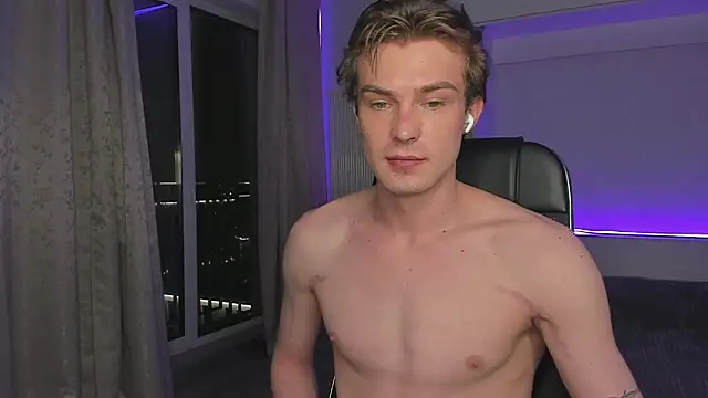 DanteRay online show from December 15, 2025, 10:26 pm