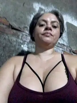 Snapshot of sexysubMila chatting on December 16, 2025, 12:26 am sexysubMila online show from December 16, 2025, 12:26 am