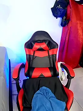 Snapshot of sexysubMila chatting on November 13, 2025, 11:19 pm sexysubMila online show from November 13, 2025, 11:19 pm