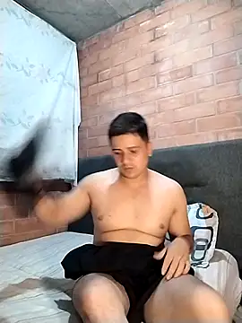 halibisex online show from November 18, 2025, 11:59 pm