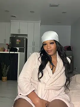 PrincessDreamm online show from March 10, 2026, 12:47 am