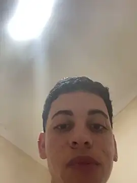 Snapshot of garoto19sex chatting on November 6, 2025, 3:43 am garoto19sex online show from November 6, 2025, 3:43 am