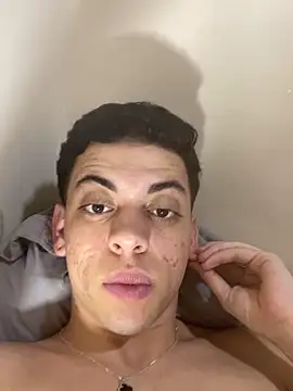 Snapshot of garoto19sex chatting on November 19, 2025, 1:27 am garoto19sex online show from November 19, 2025, 1:27 am