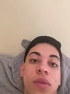 Snapshot of garoto19sex chatting on November 13, 2025, 5:17 pm garoto19sex online show from November 13, 2025, 5:17 pm