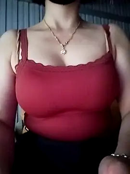 Snapshot of Niramiu chatting on November 10, 2025, 1:21 am Niramiu online show from November 10, 2025, 1:21 am