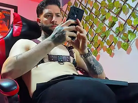 Supreme Alpha online show from December 2, 2025, 8:10 pm