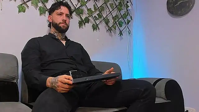 Supreme Alpha online show from January 12, 2026, 3:35 am