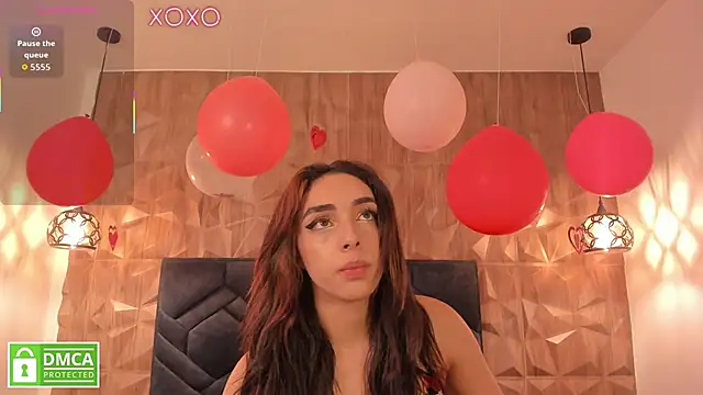 Snapshot of Kiara_velvet__ chatting on February 18, 2026, 7:32 pm Kiara velvet online show from February 18, 2026, 7:32 pm