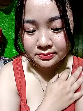 Bee-bgolden online show from December 5, 2025, 11:42 am