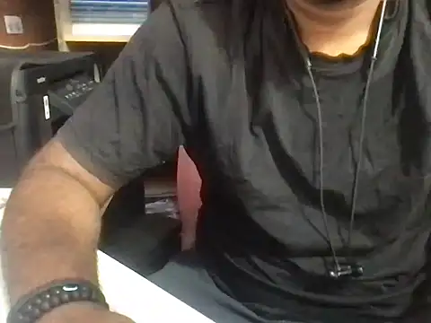 KingCobra 07 online show from April 7, 2026, 2:46 am