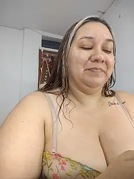 sharon-D online show from November 23, 2025, 12:20 am