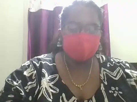 hootypriya online show from April 21, 2026, 6:03 pm