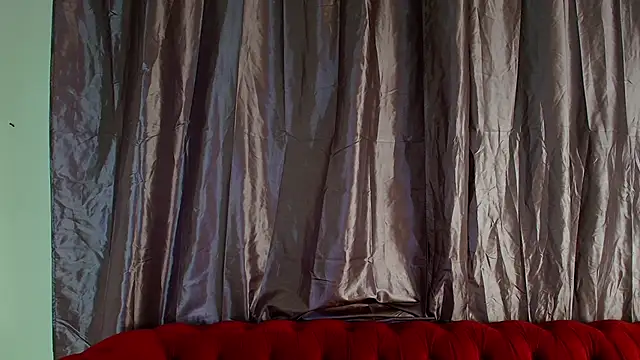 TattooTemptress online show from December 4, 2025, 5:06 am