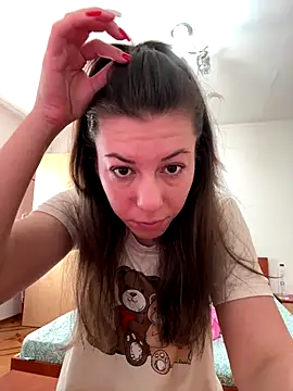 Snapshot of EdaQueen chatting on January 9, 2026, 8:54 am EdaQueen online show from January 9, 2026, 8:54 am