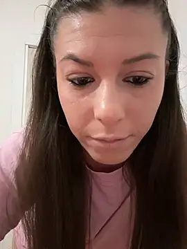 Snapshot of EdaQueen chatting on February 25, 2026, 4:07 pm EdaQueen online show from February 25, 2026, 4:07 pm