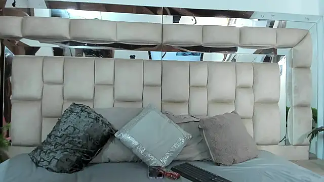 HotVoltage online show from November 17, 2025, 12:09 pm