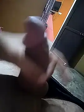 69 HOT 69 online show from November 11, 2025, 2:12 pm