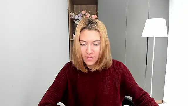 Snapshot of MariePelyo chatting on November 5, 2025, 5:54 am MariePelyo online show from November 5, 2025, 5:54 am