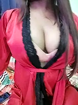 LoveLy-Soneya online show from March 7, 2026, 8:43 am