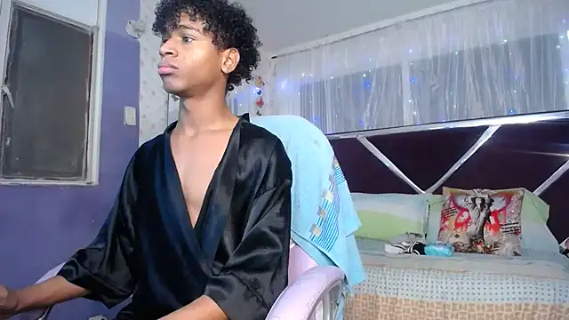 Santy bigcock 01 online show from April 9, 2026, 12:33 pm