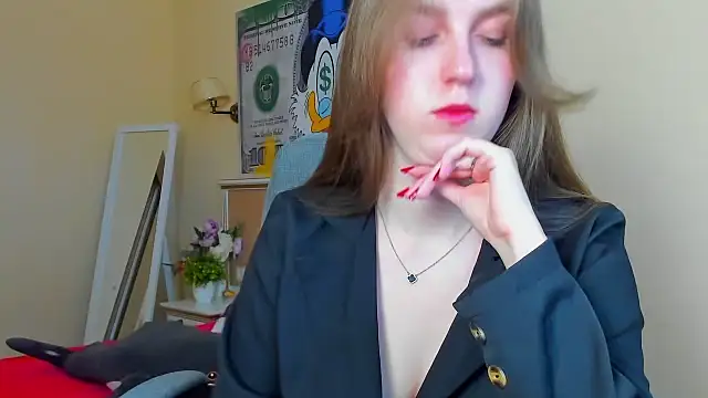 Nesie-Stoun online show from December 22, 2025, 9:42 am