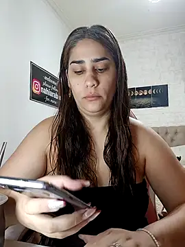 Snapshot of nahiarabiel33 chatting on February 10, 2026, 4:28 pm nahiarabiel33 online show from February 10, 2026, 4:28 pm