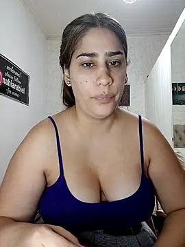 Snapshot of nahiarabiel33 chatting on February 18, 2026, 4:47 pm nahiarabiel33 online show from February 18, 2026, 4:47 pm