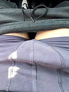 seulementme online show from March 1, 2026, 10:48 am