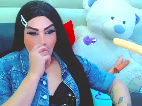 NharaBigCock online show from March 6, 2026, 7:31 pm