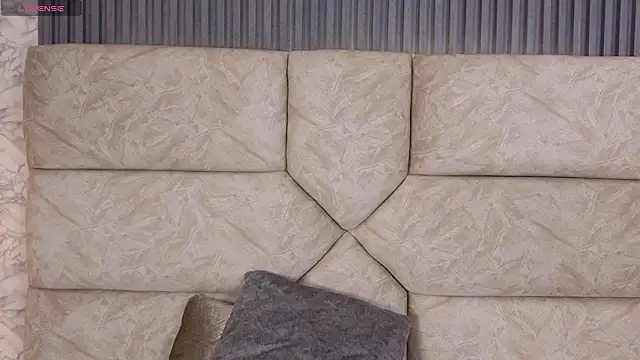 violett fowlerxx online show from February 28, 2026, 4:45 am