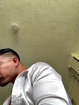 RaySullivan online show from December 14, 2025, 4:01 pm