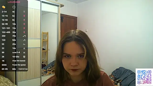 AlissaGerardo online show from December 18, 2025, 2:10 pm