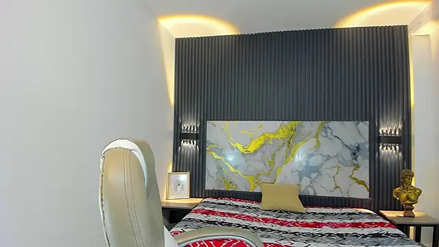 Liams18 online show from December 19, 2025, 1:31 am