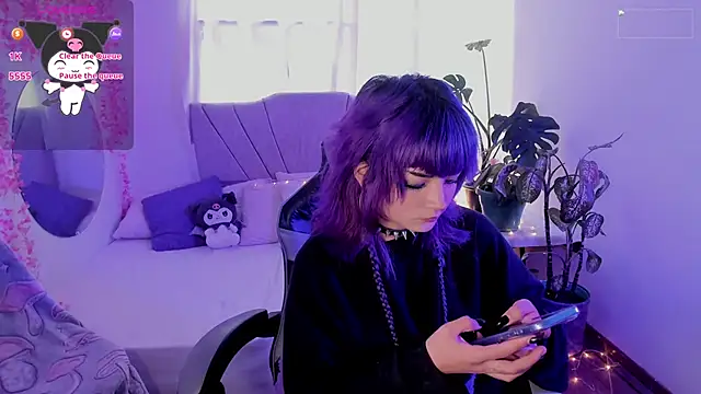 ravencollen online show from February 24, 2026, 5:58 pm