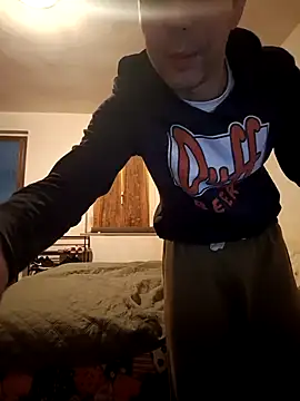 Snapshot of MacabretteAndMalaky chatting on February 17, 2026, 4:15 pm MacabretteAndMalaky online show from February 17, 2026, 4:15 pm