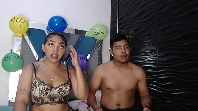 Naty And Maxx online show from December 19, 2025, 7:38 pm