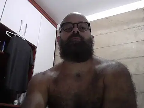naughtybearbr online show from November 13, 2025, 4:49 am