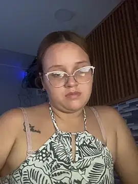 Snapshot of _sophia_sweet20 chatting on November 22, 2025, 10:52 pm sophia sweet20 online show from November 22, 2025, 10:52 pm