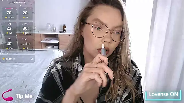 PolinaXXXXJones online show from March 29, 2026, 9:22 am