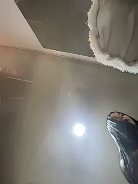 Snapshot of rue_hot chatting on November 5, 2025, 7:06 pm rue hot online show from November 5, 2025, 7:06 pm